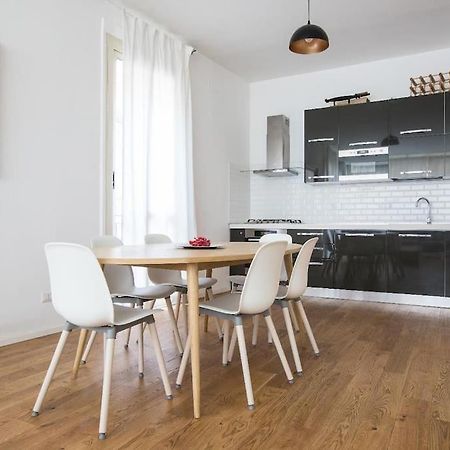My Trastevere Three Bedroom View Apartment -Top Collection 로마 외부 사진
