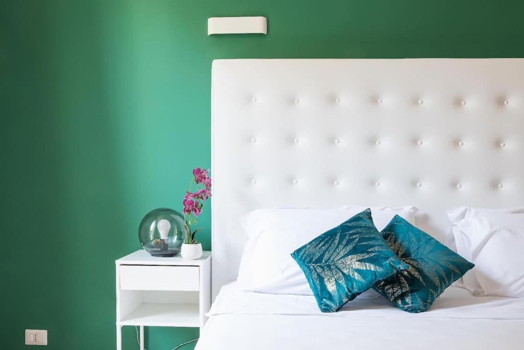 My Trastevere Three Bedroom View Apartment -Top Collection 로마 외부 사진