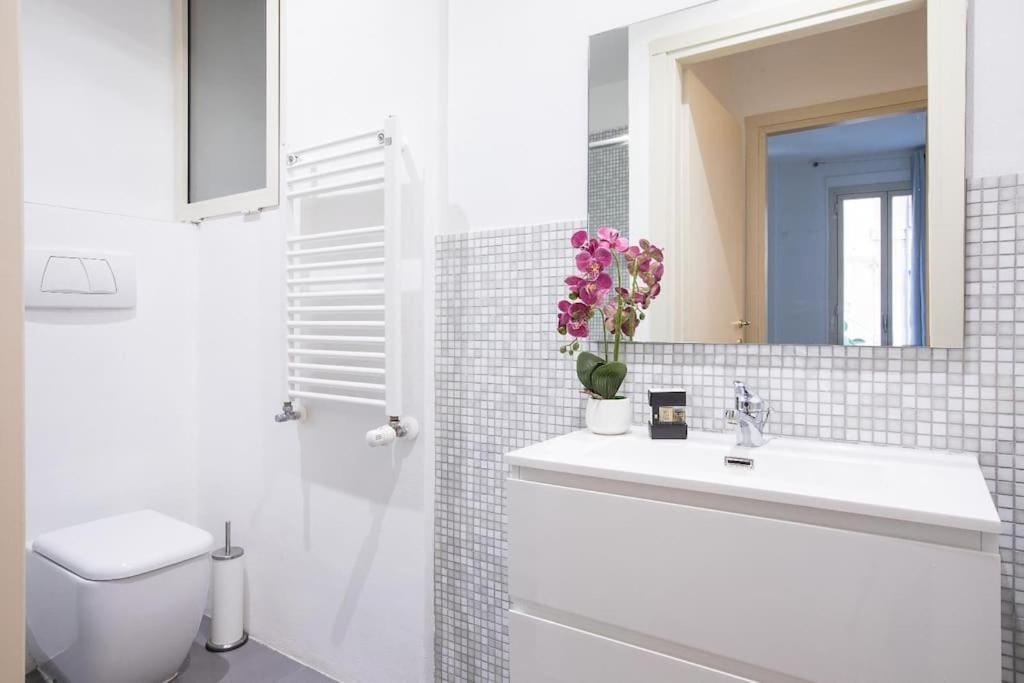 My Trastevere Three Bedroom View Apartment -Top Collection 로마 외부 사진