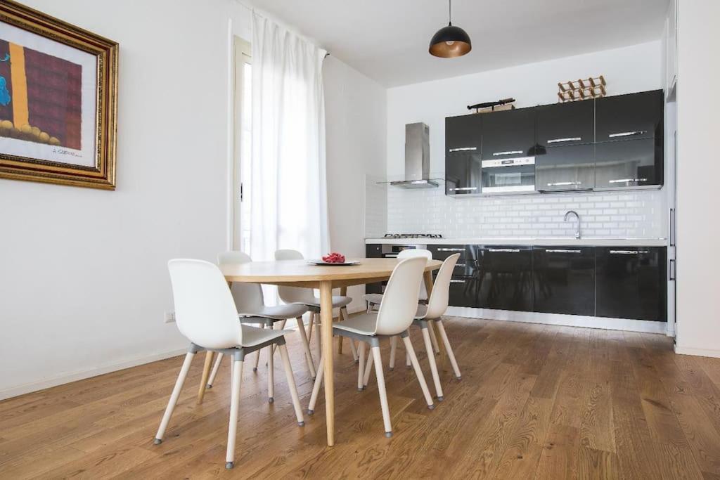 My Trastevere Three Bedroom View Apartment -Top Collection 로마 외부 사진